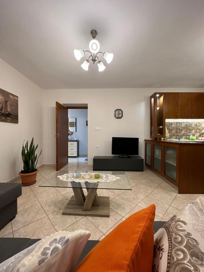 B&S Saranda Apartment Exterior foto