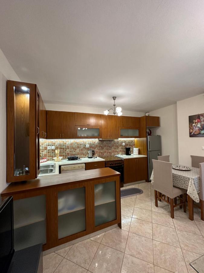 B&S Saranda Apartment Exterior foto