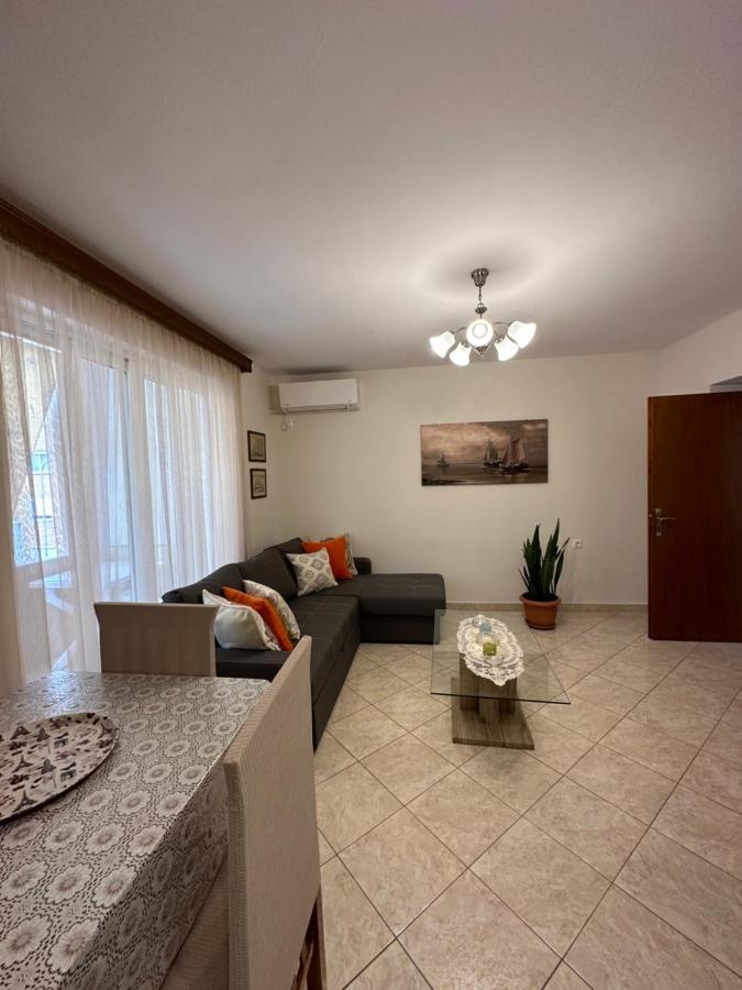 B&S Saranda Apartment Exterior foto